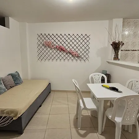Santori Apartamento *